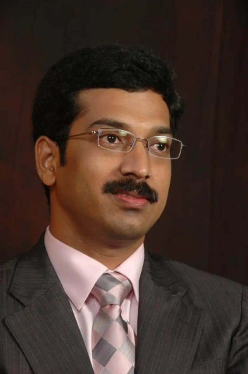 Dr K Karthikeyan